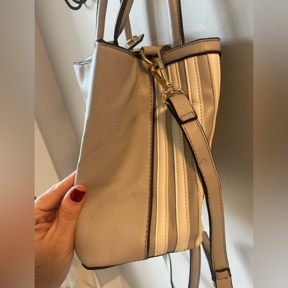 Christian LaCroix, women’s handbag with shoulder strap, gray and white stripe - Picture 5 of 9